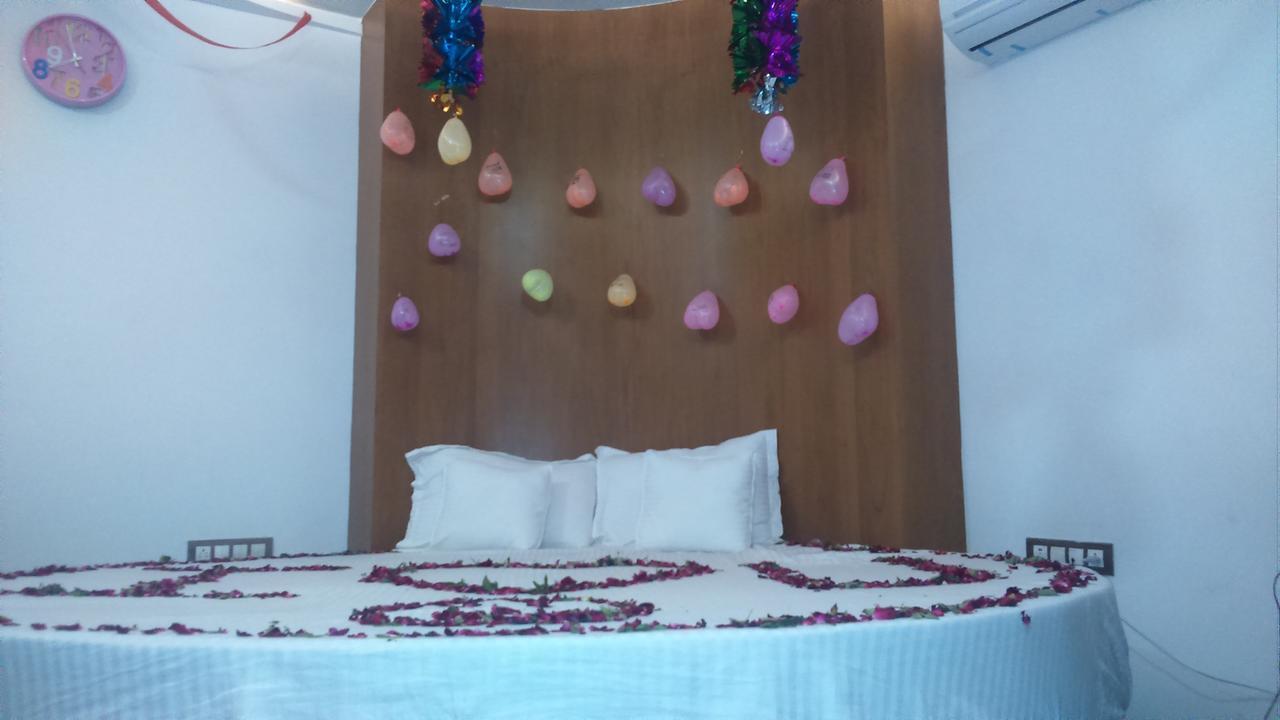 Hotel The Grand Parshwanath Sankeshvar Exterior foto